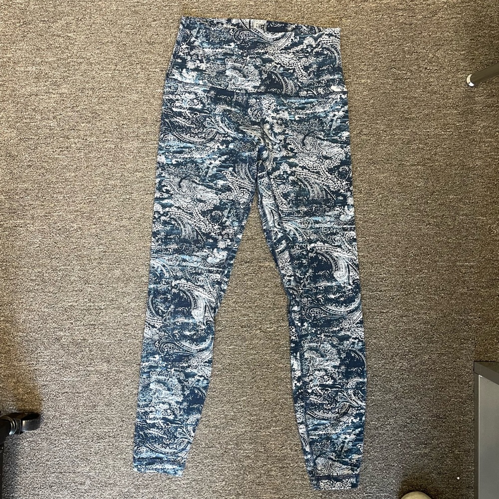 Lulu Align Pants Size 6